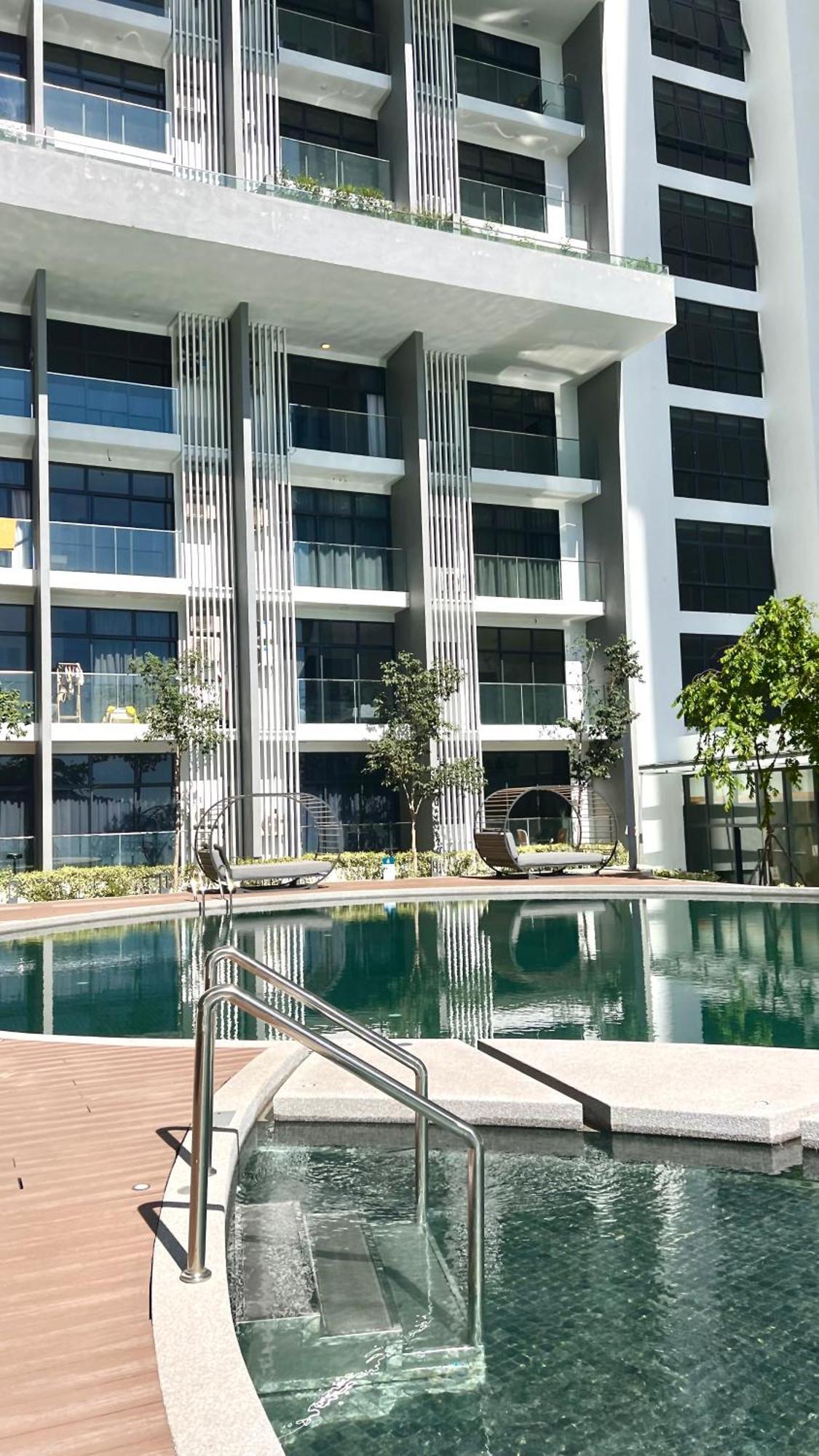 The Shore Executive Suites By Ys Luxury Kota Kinabalu Exterior foto